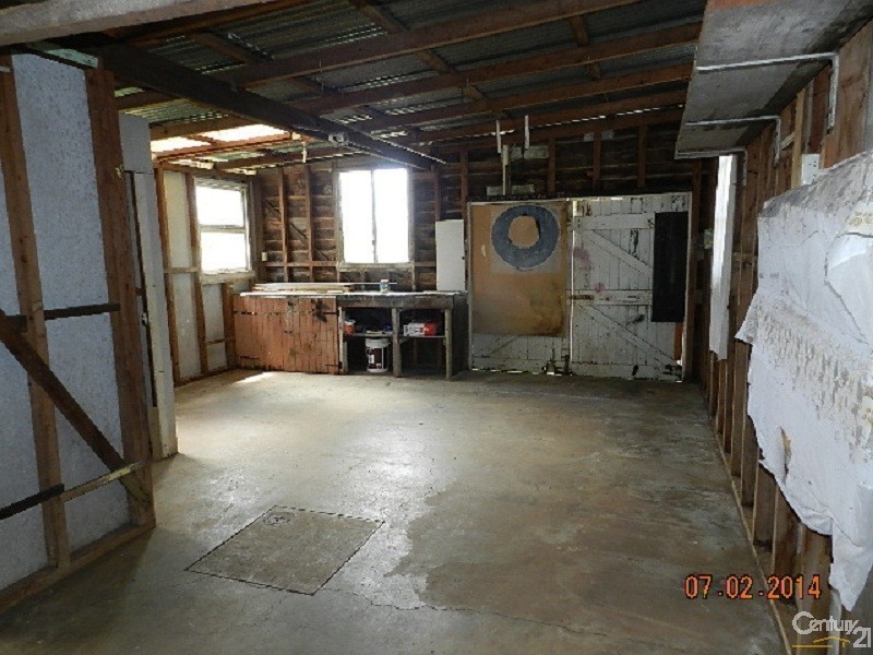 13 Avondale Street, Newtown QLD 4350