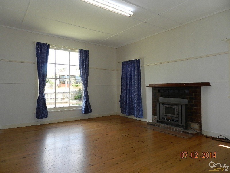 13 Avondale Street, Newtown QLD 4350