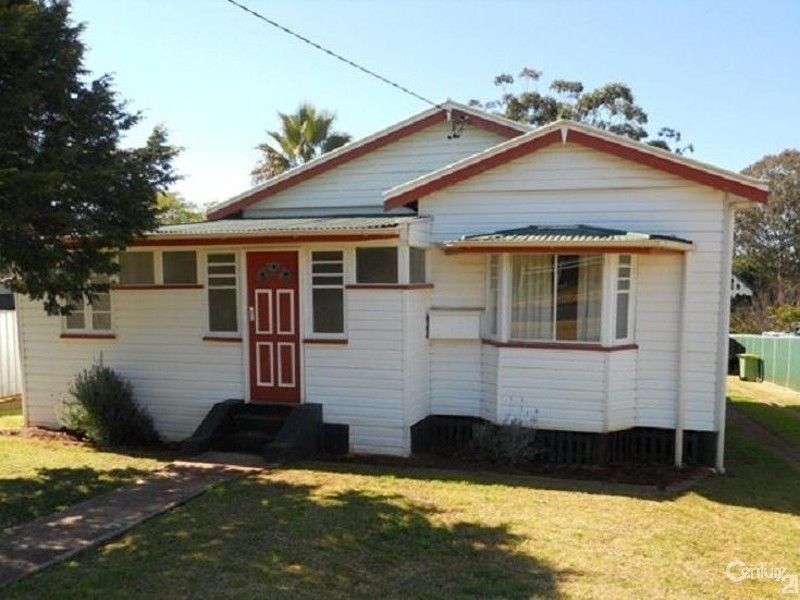 16 Helen Street, Newtown QLD 4350