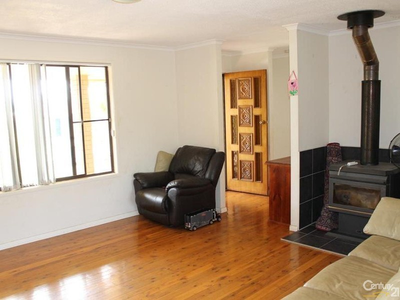 10 Nandi Court, Newtown QLD 4350