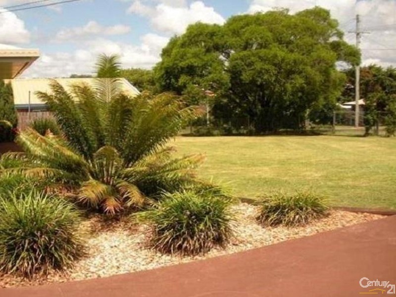 7 Diane Court, Centenary Heights QLD 4350