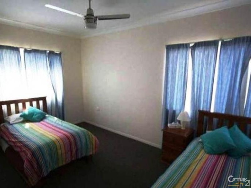 23 Elizabeth Street, South Toowoomba QLD 4350
