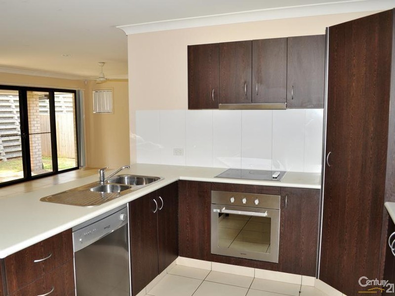 11 Dixon Court, Wilsonton Heights QLD 4350