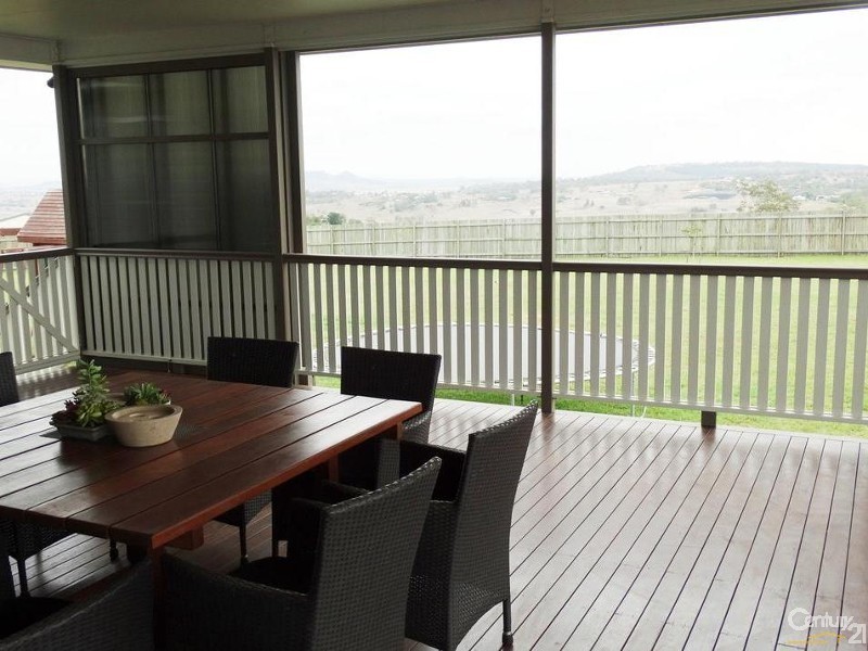 48 Federation Drive, Highfields QLD 4352