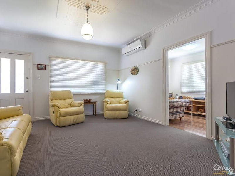 170a Jellicoe Street, Newtown QLD 4350