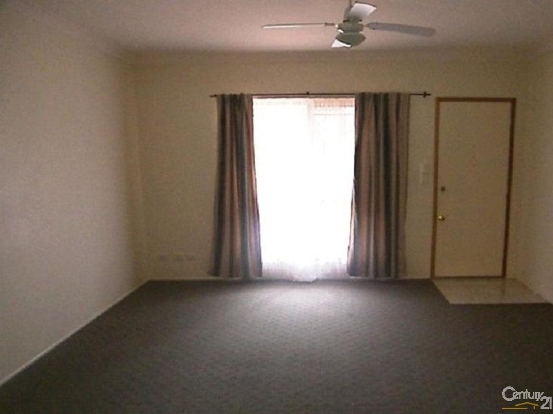 1/7 Suzanne Court, Kearneys Spring QLD 4350