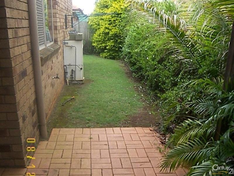 1/7 Suzanne Court, Kearneys Spring QLD 4350