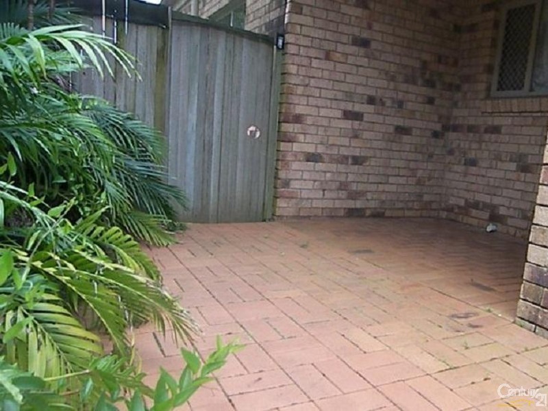 1/7 Suzanne Court, Kearneys Spring QLD 4350