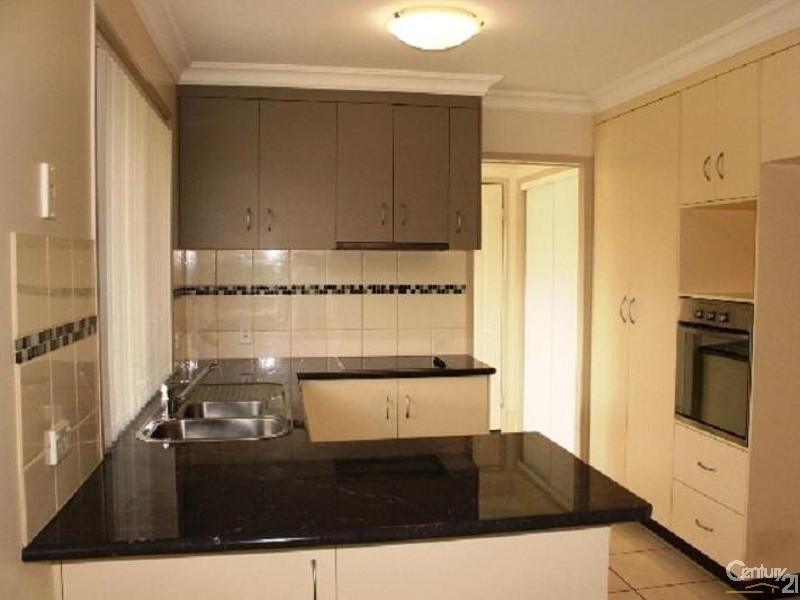 4 Winstanley Court, Newtown QLD 4350