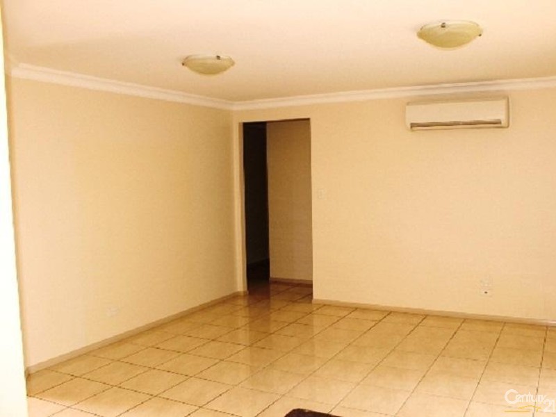 4 Winstanley Court, Newtown QLD 4350
