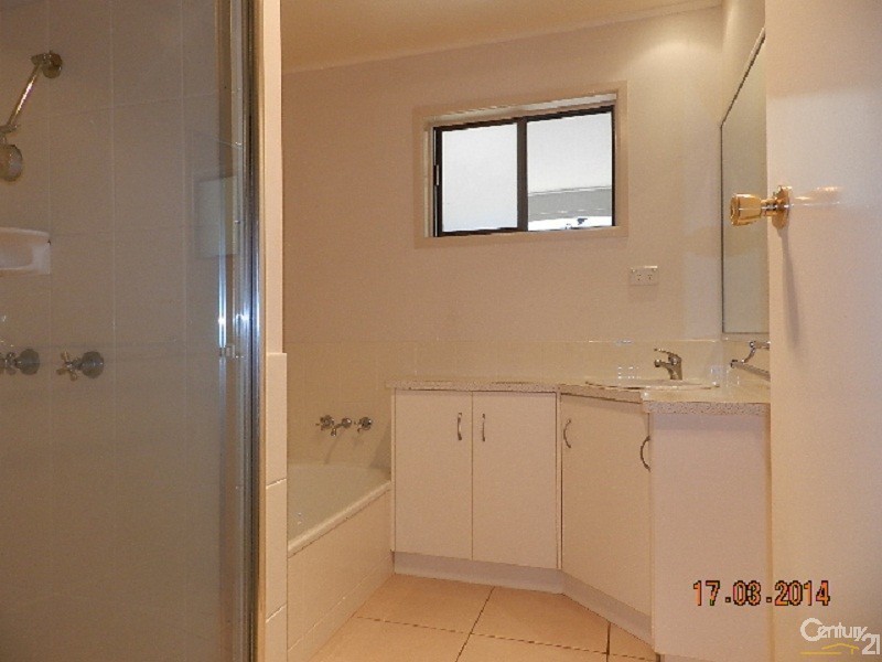 1/10 Devon Street, Newtown QLD 4350