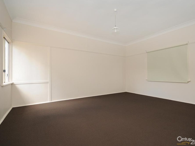 26 Ruthven Street, Harlaxton QLD 4350