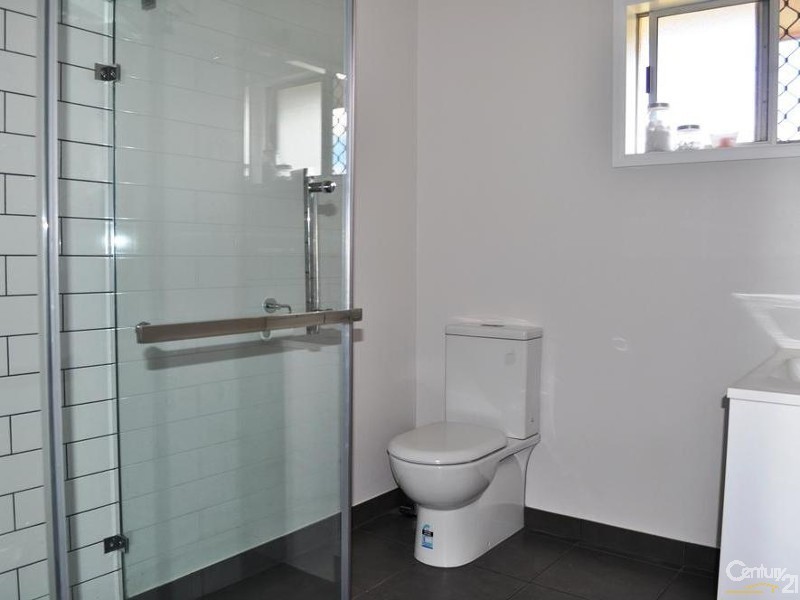 139 Curzon Street, Rangeville QLD 4350