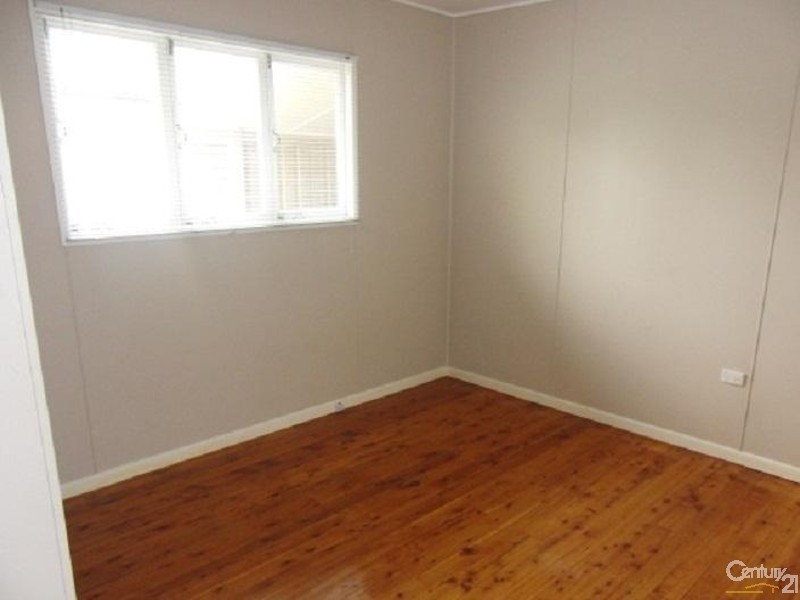 240 South Street, South Toowoomba QLD 4350