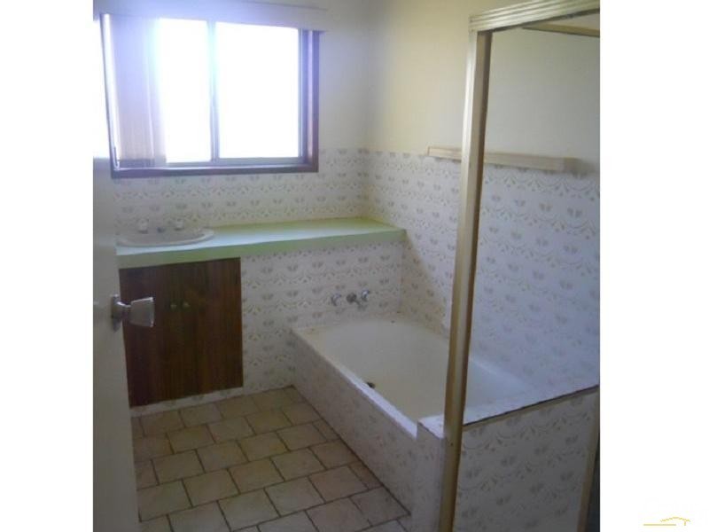 7 Arlaw Street, Centenary Heights QLD 4350