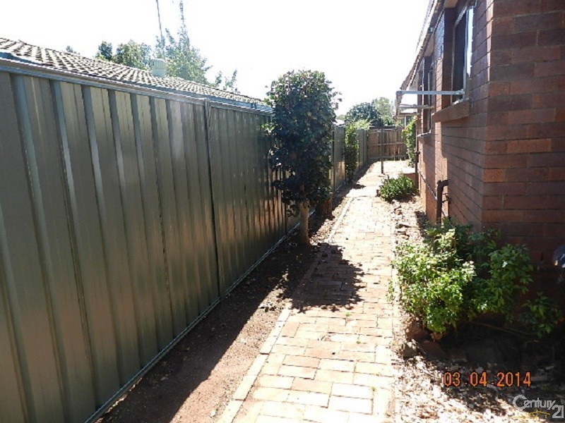 7 Arlaw Street, Centenary Heights QLD 4350