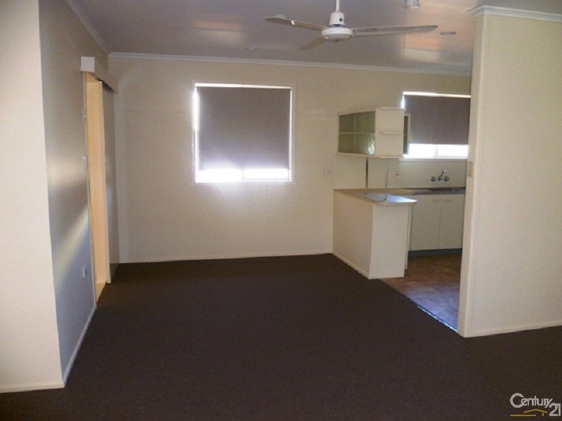 70 Knockator Crescent, Centenary Heights QLD 4350