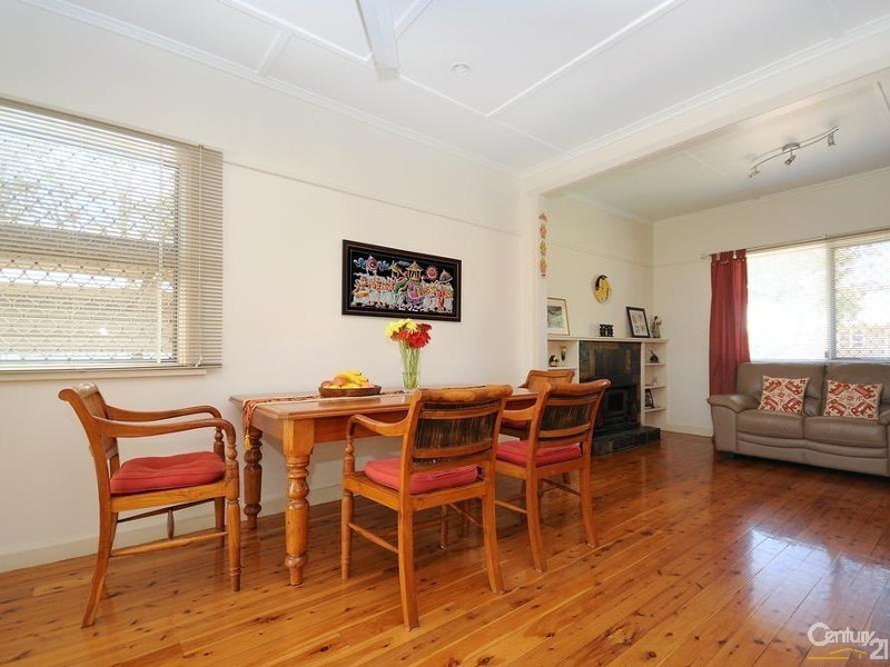 91 Anzac Avenue, Newtown QLD 4350