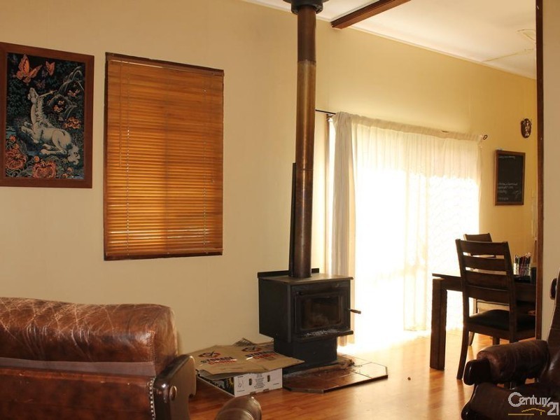 12755 New England Highway, Hodgson Vale QLD 4352