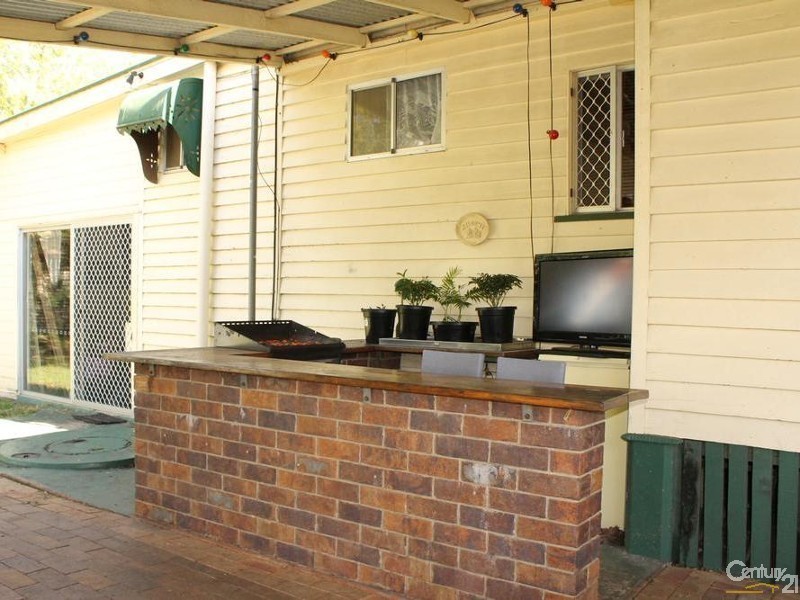 12755 New England Highway, Hodgson Vale QLD 4352