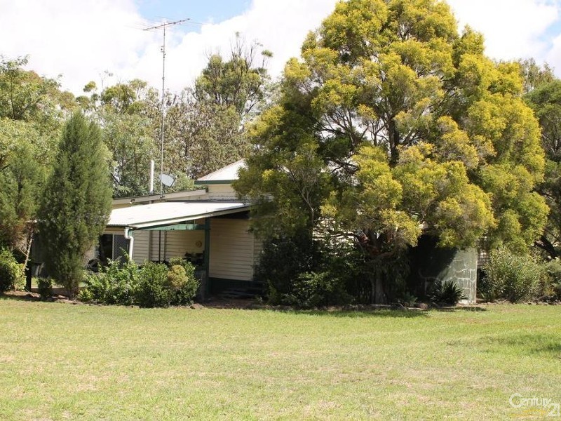 12755 New England Highway, Hodgson Vale QLD 4352