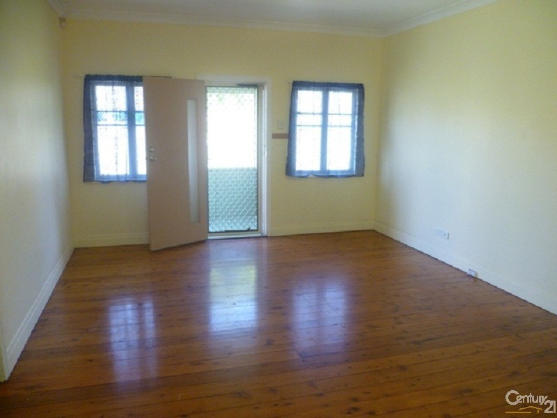 1 Fanny Street, Newtown QLD 4350