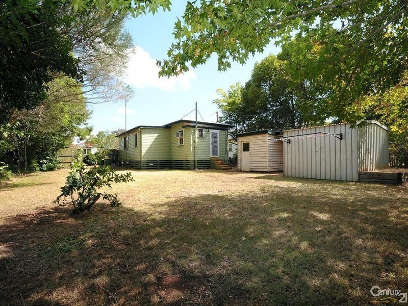 21  Farquharson Street, Harristown QLD 4350