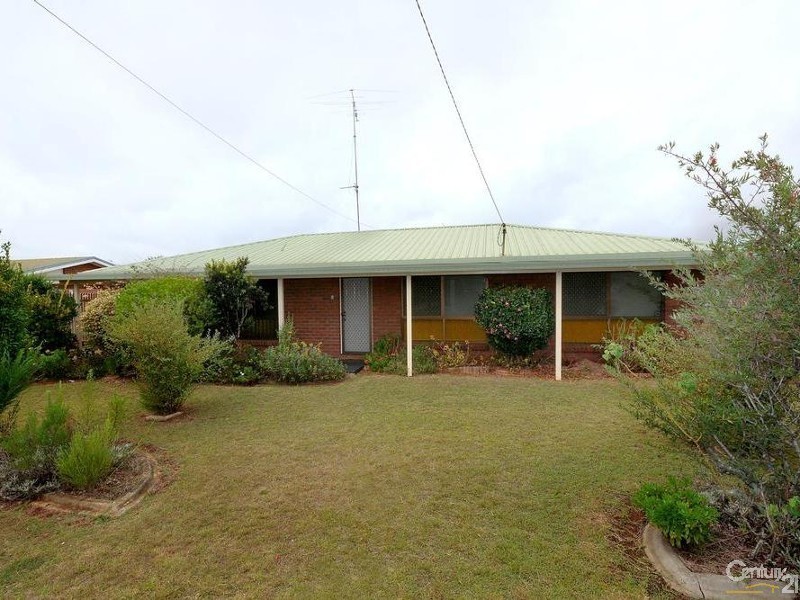 12 Smythe Street, Kearneys Spring QLD 4350