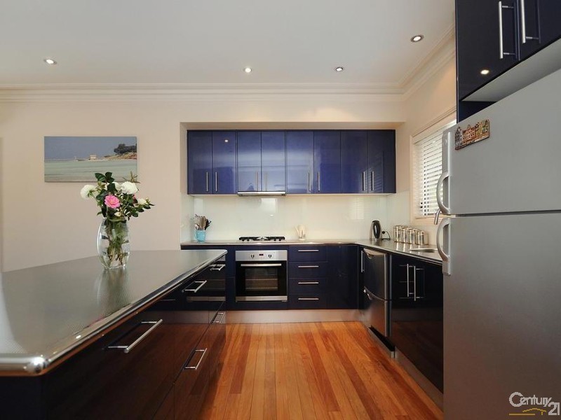 44 Harvey Street, Mount Lofty QLD 4350