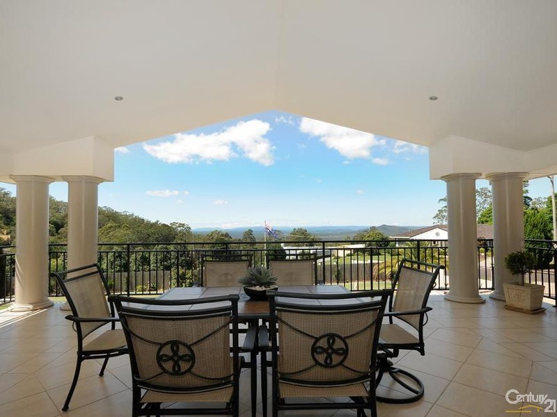 192 Rowbotham Street, Middle Ridge QLD 4350