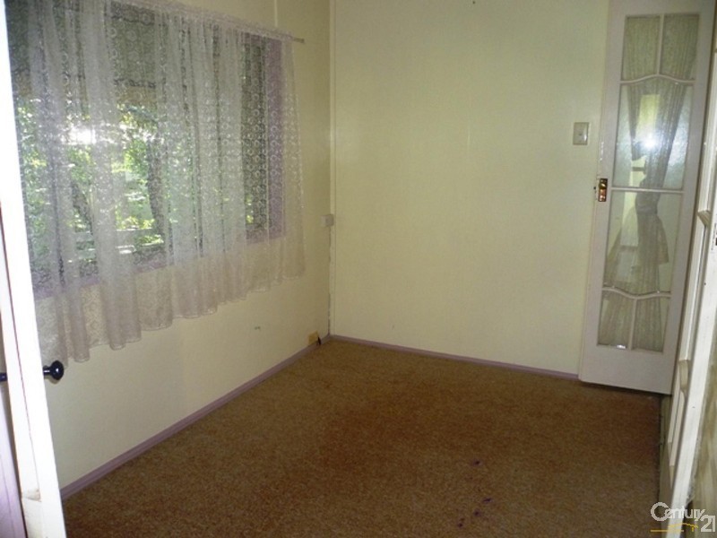 19 Swallow Court, Newtown QLD 4350