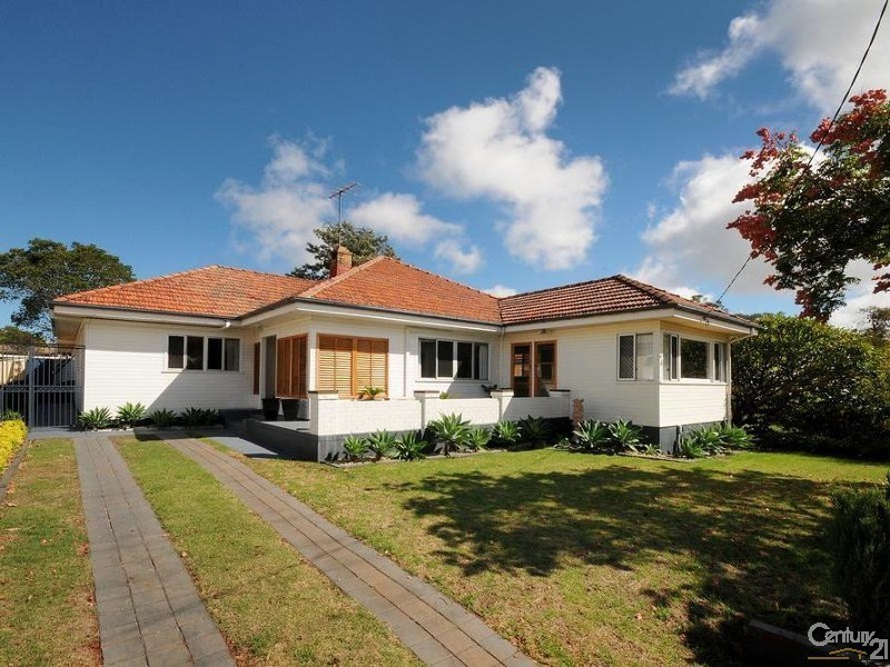 275 West Street, Harristown QLD 4350