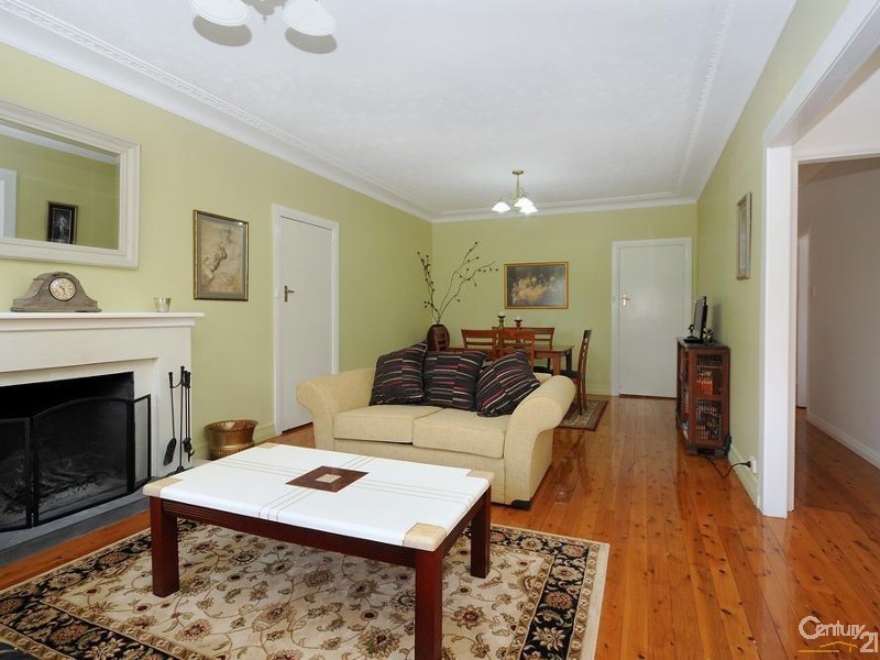 275 West Street, Harristown QLD 4350