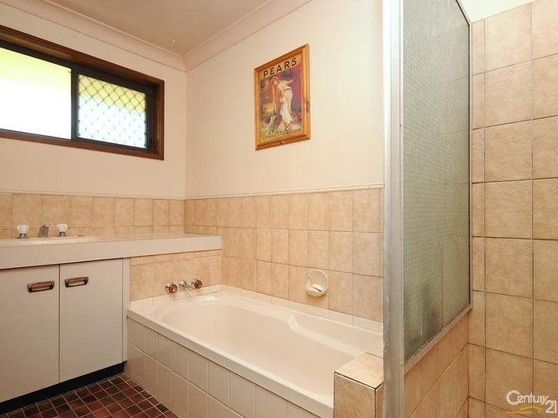 6 Clewley Crescent, Rangeville QLD 4350