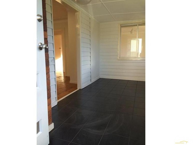 14 Butt Street, Harristown QLD 4350