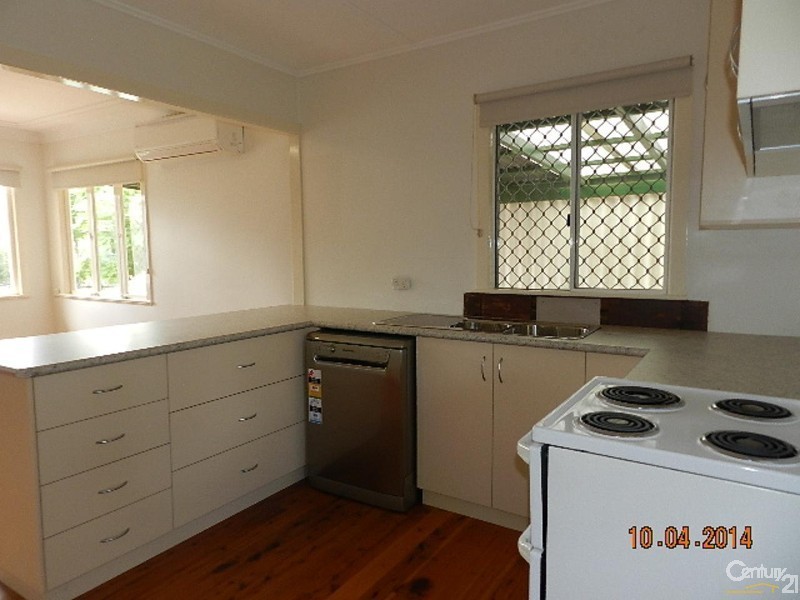 14 Butt Street, Harristown QLD 4350