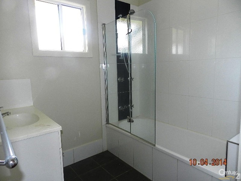 14 Butt Street, Harristown QLD 4350
