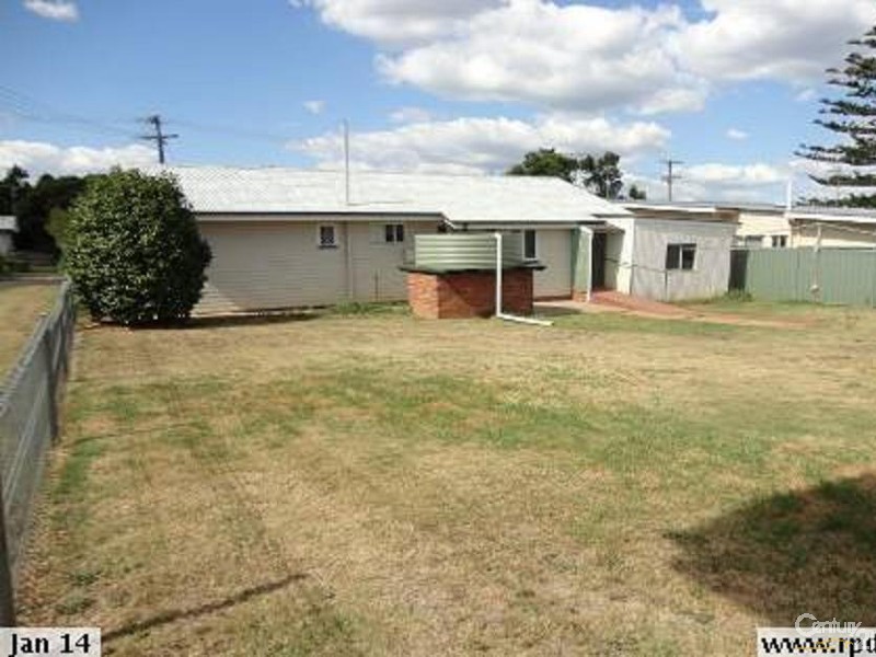 14 Butt Street, Harristown QLD 4350