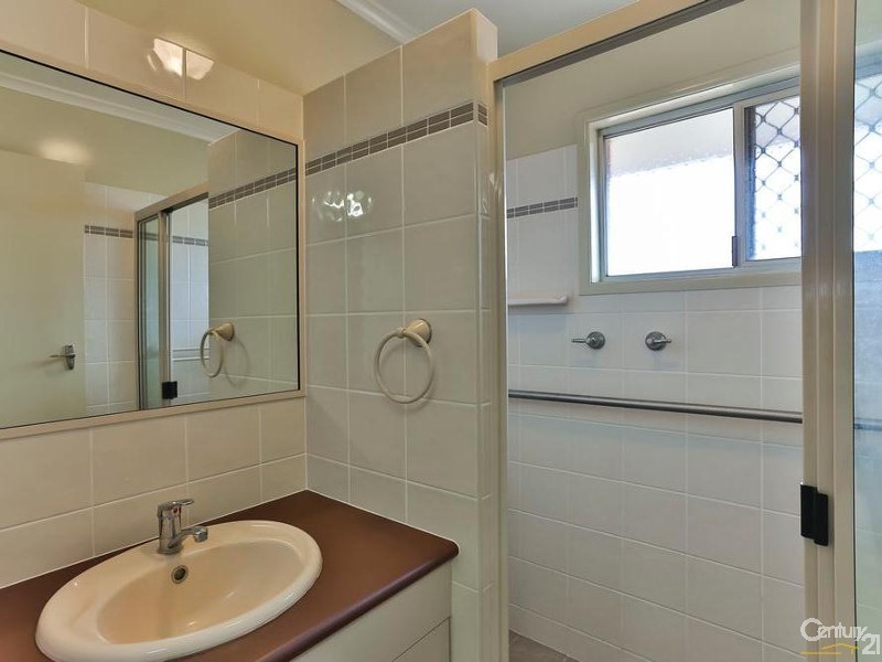 4/12 Potter Street, South Toowoomba QLD 4350