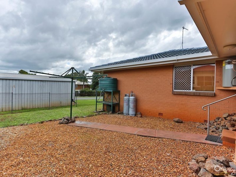 4/12 Potter Street, South Toowoomba QLD 4350
