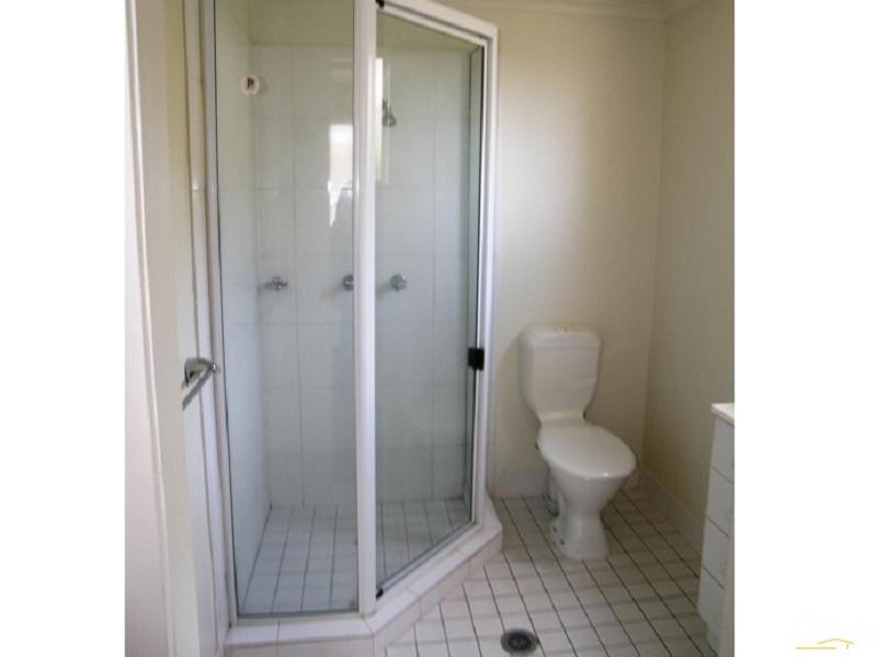 1/5-7 Uni Plaza Court, Darling Heights QLD 4350