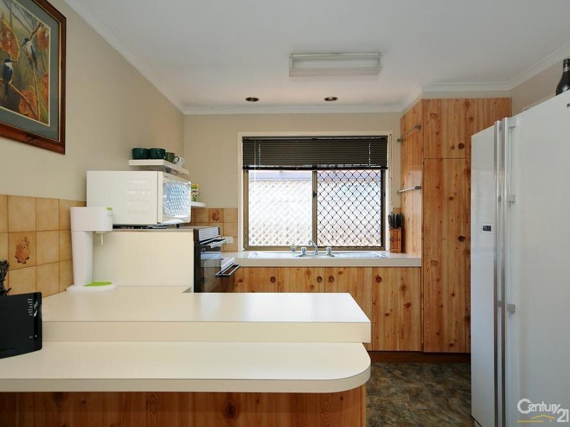 14 Banksia Street, Newtown QLD 4350