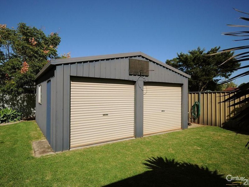 14 Banksia Street, Newtown QLD 4350