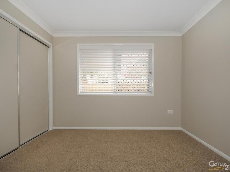 1/37 Boyett Street, Centenary Heights QLD 4350