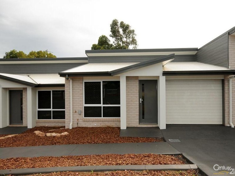 2/37 Boyett Street, Centenary Heights QLD 4350