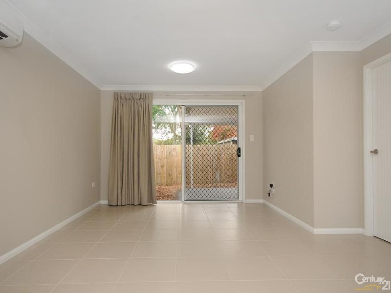 2/37 Boyett Street, Centenary Heights QLD 4350