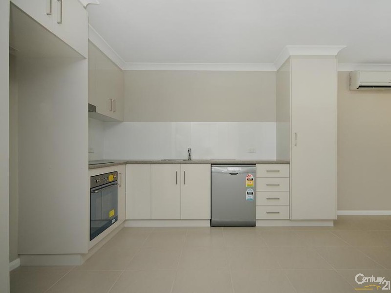 3/37 Boyett Street, Centenary Heights QLD 4350