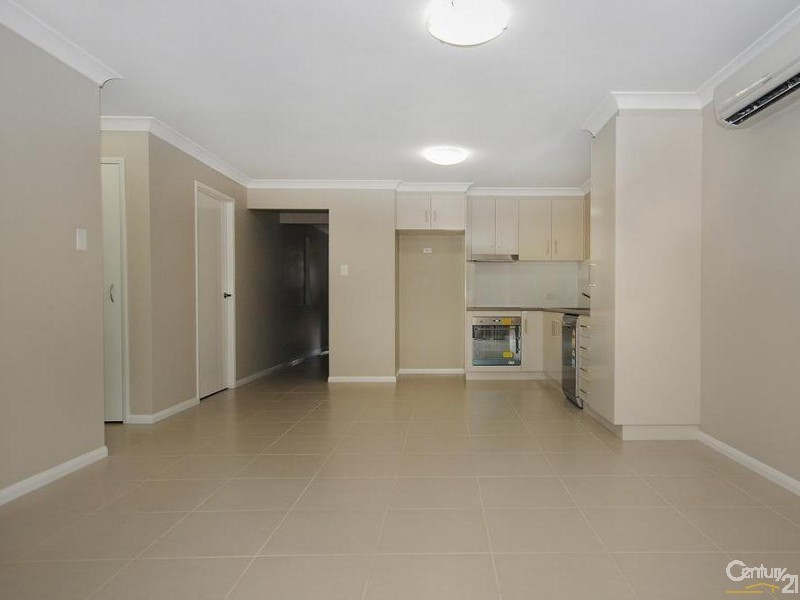 4/37 Boyett Street, Centenary Heights QLD 4350