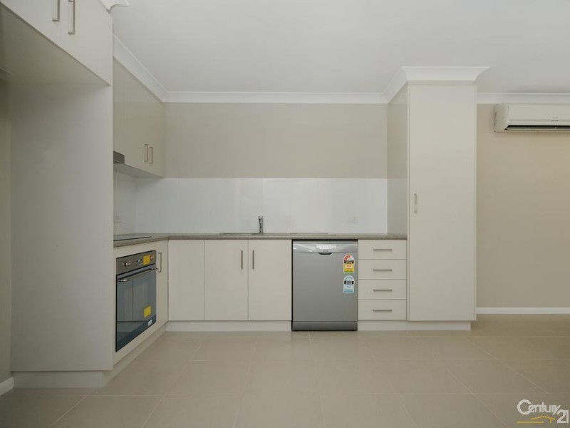 4/37 Boyett Street, Centenary Heights QLD 4350