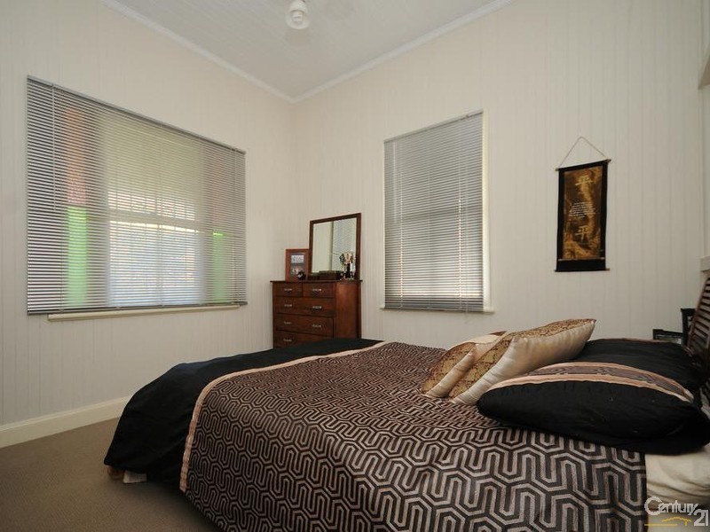 3 Victor Street, East Toowoomba QLD 4350